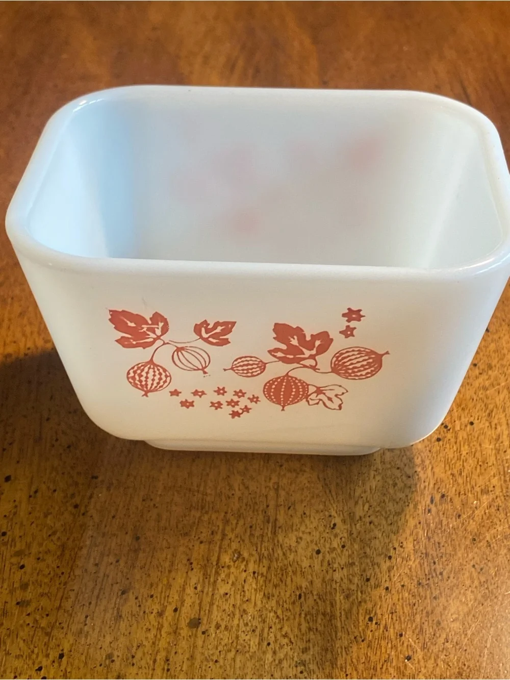 Pyrex 501 Pink Gooseberry w/ Pyrex Lid